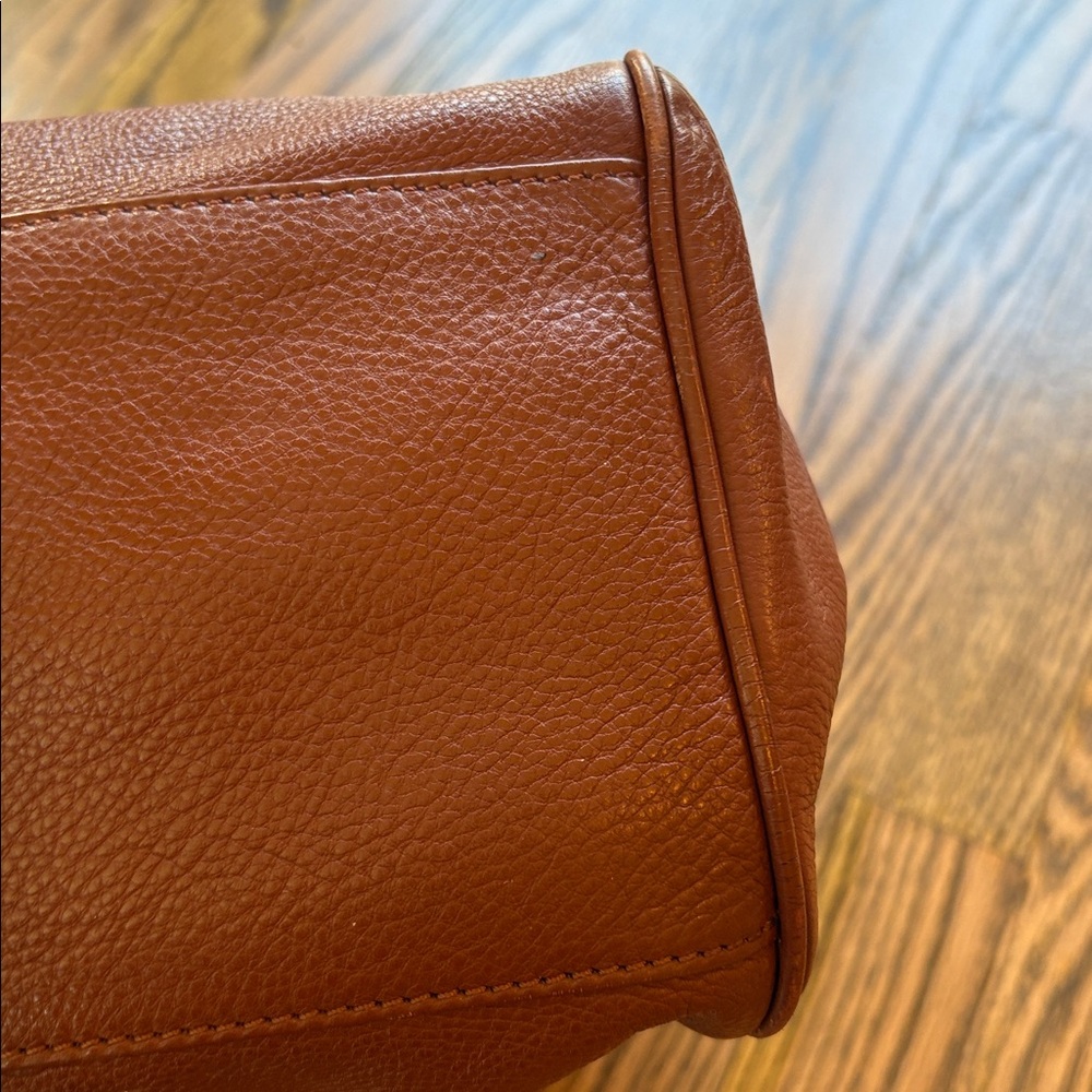 Tory Burch large brown pebbled leather shoulder bag/purse - Picture 11 of 16